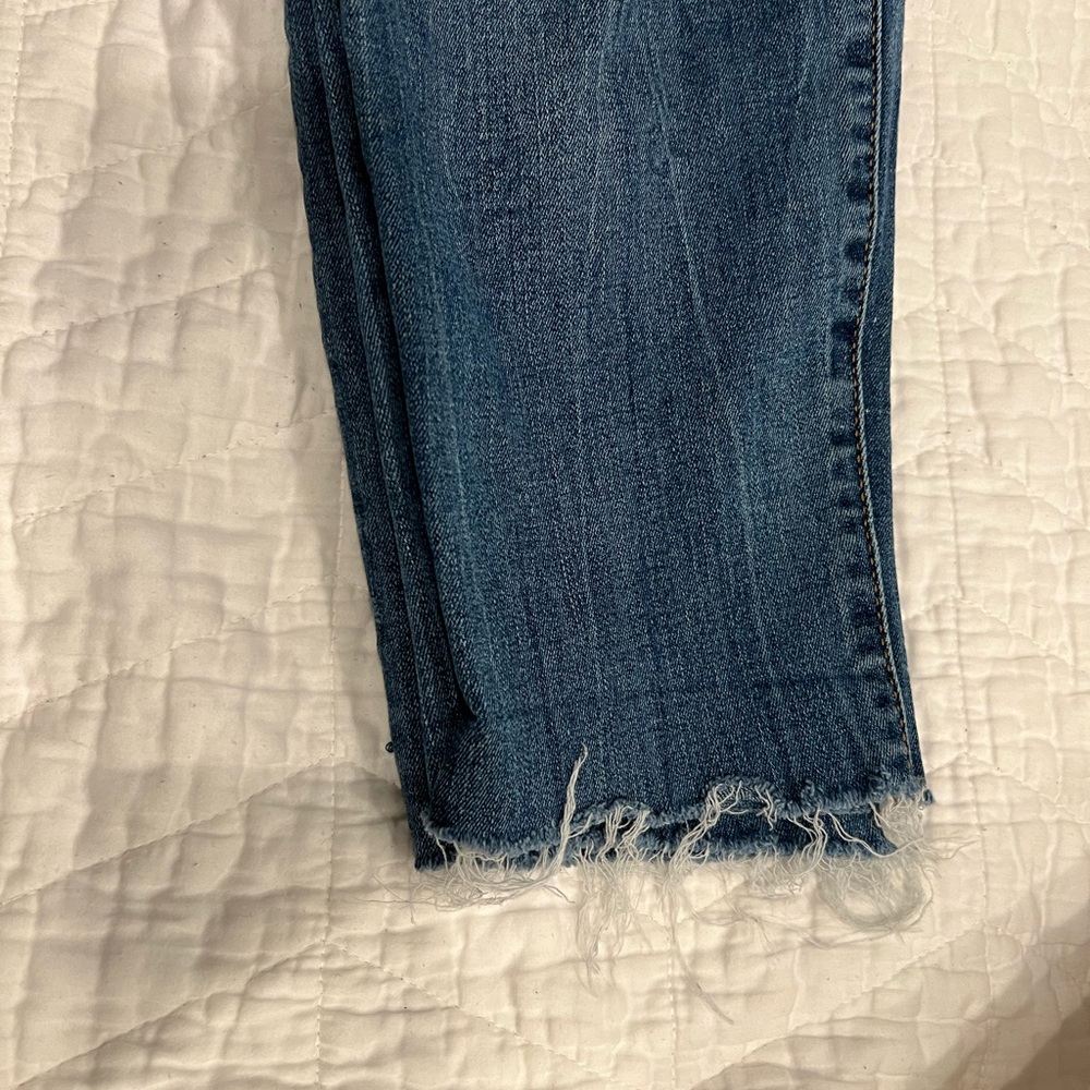 Universal Threads Stretchy Ripped 👖 - Picture 4 of 7